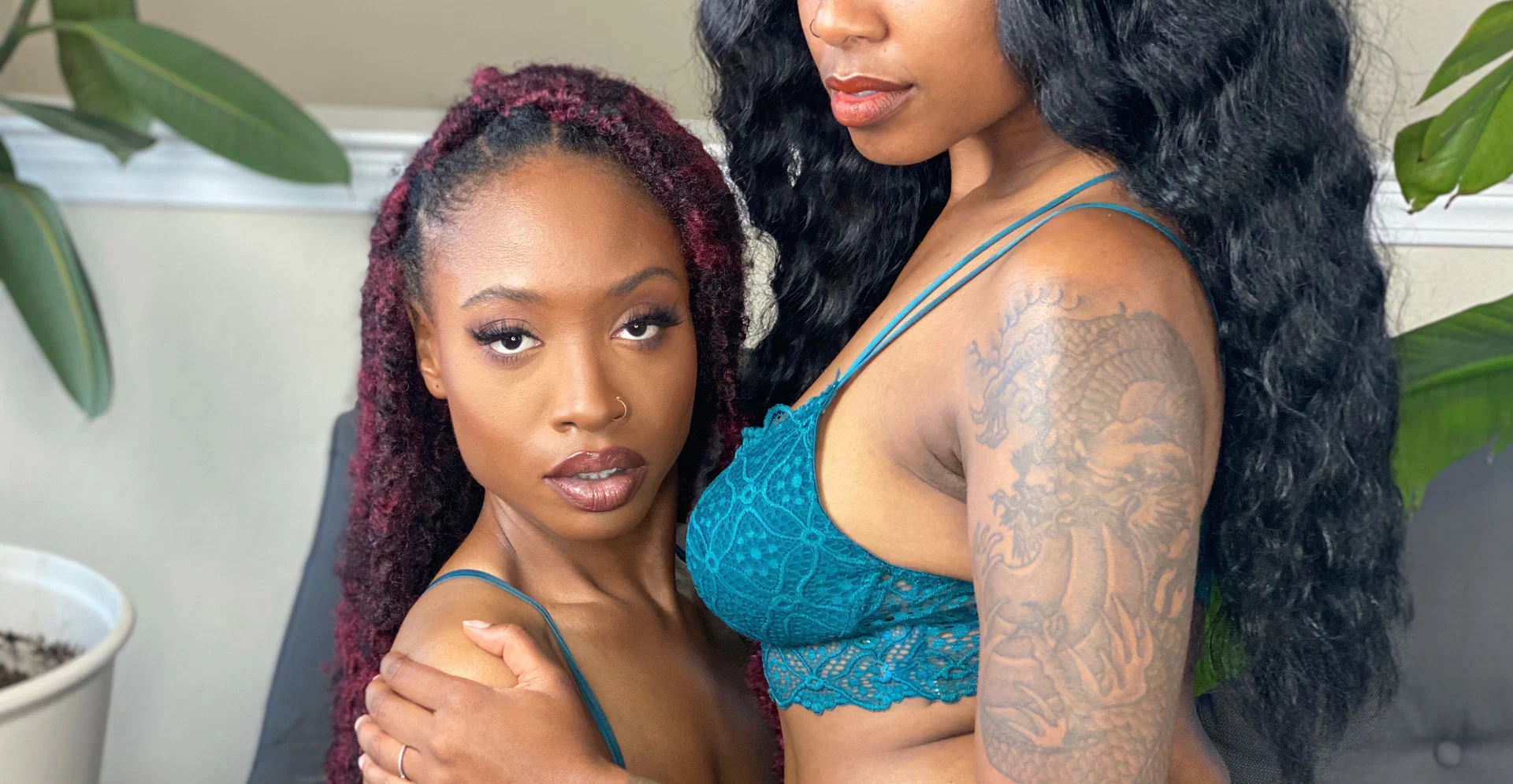 MeetTheFemmes (Natasha & Romina) profile banner