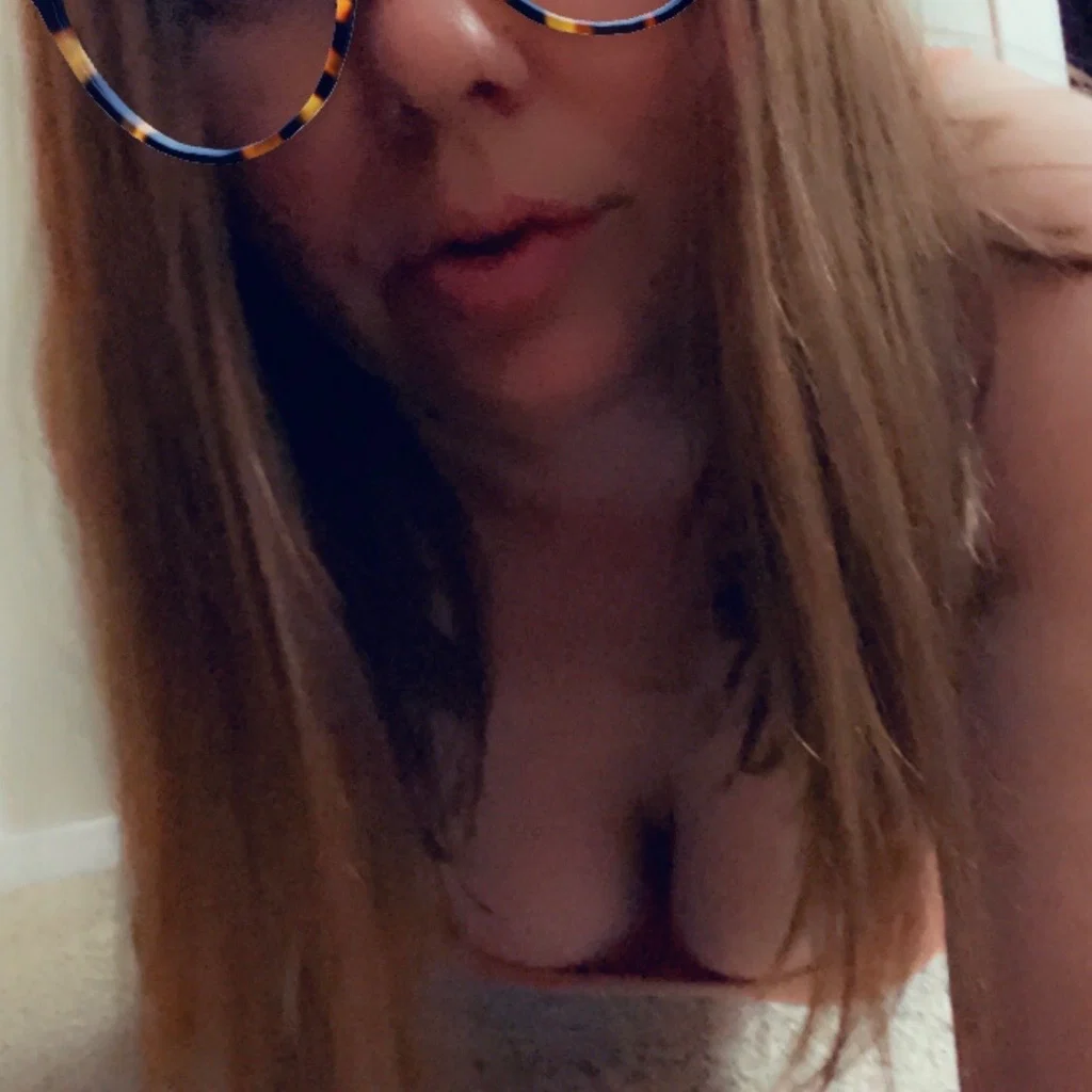 Karly Kitty's avatar