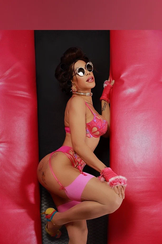 ♡Kelmanny Koutty♡