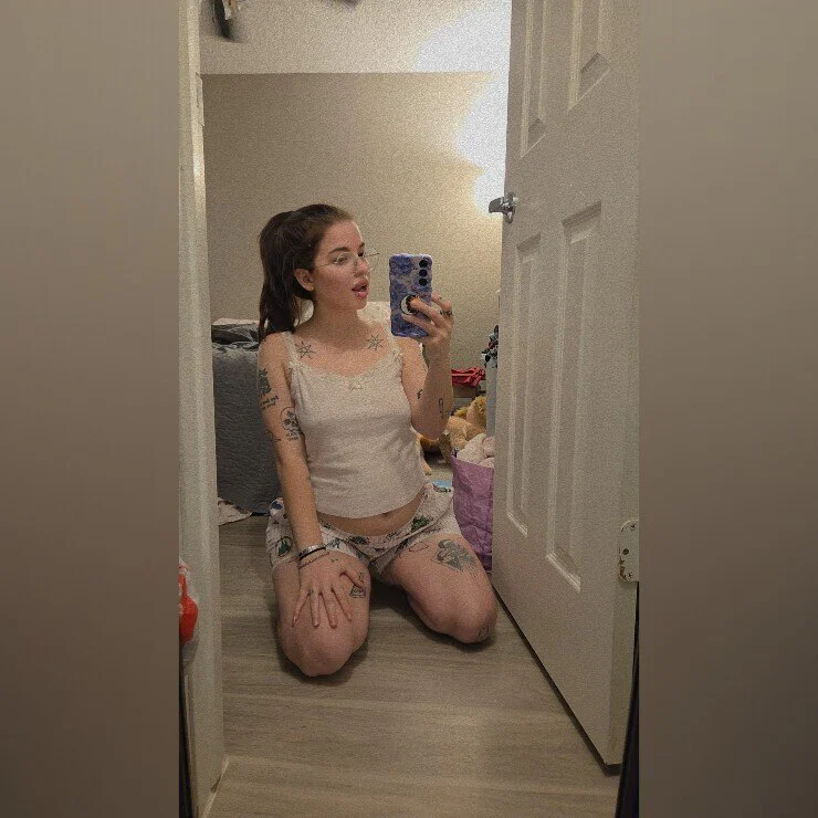 Kat M's avatar