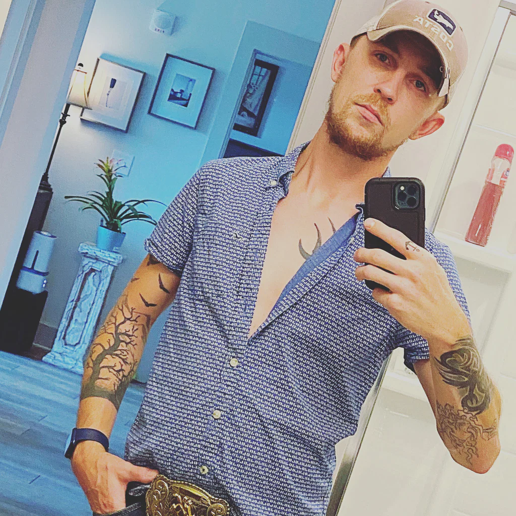 Damien Wade's avatar