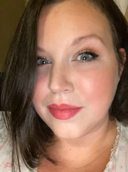 Samantha Gray's avatar