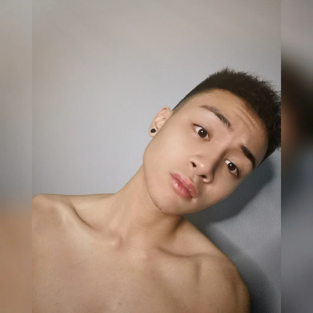 Mr.Ouch's avatar