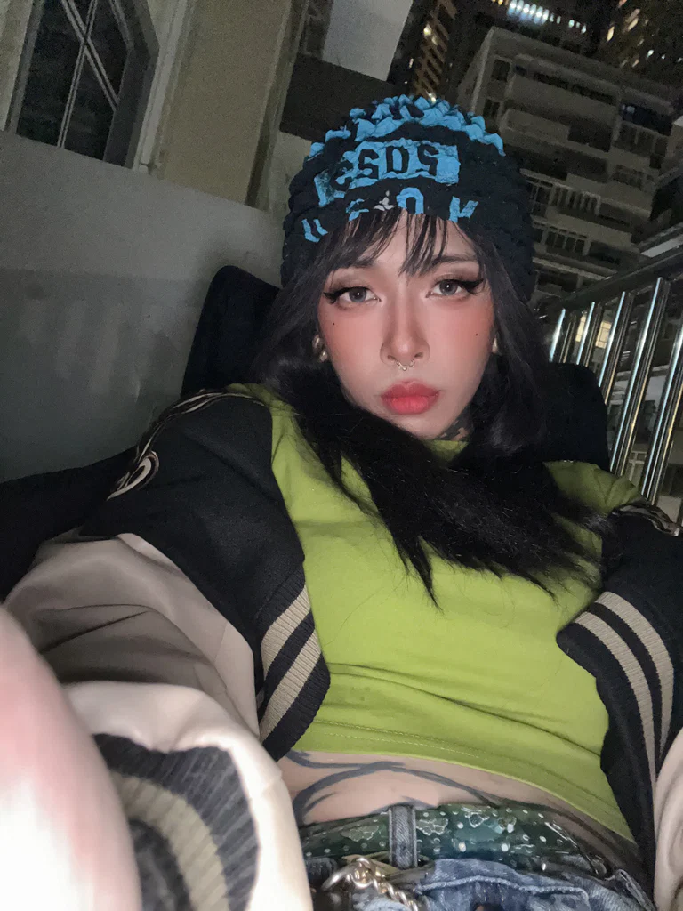 Femboy Elyk