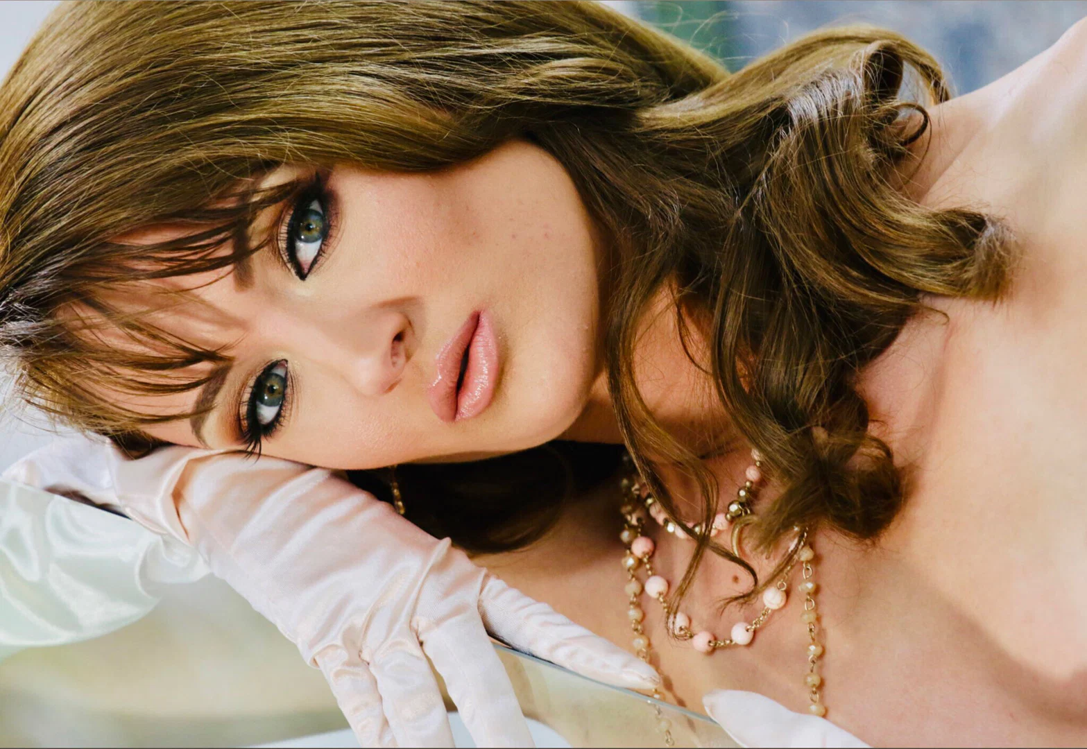 Zoë profile banner