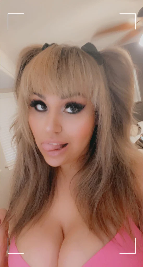 ShesXmagic's avatar