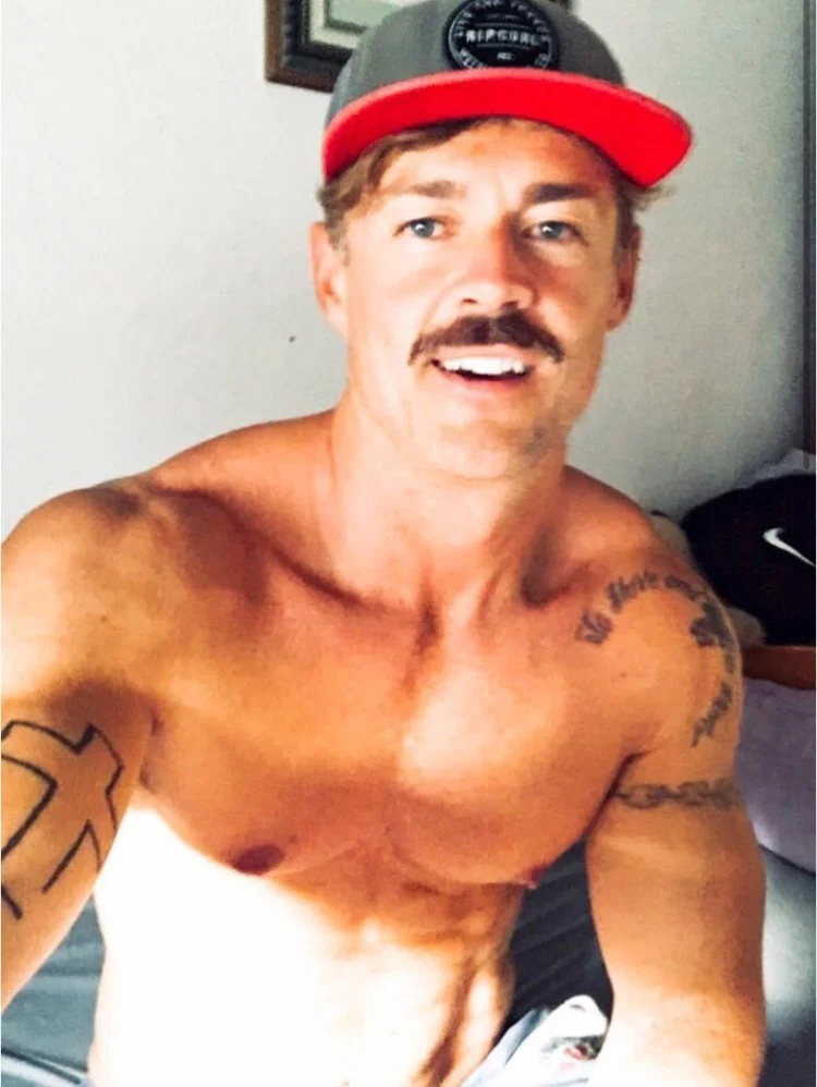 Julian11's avatar