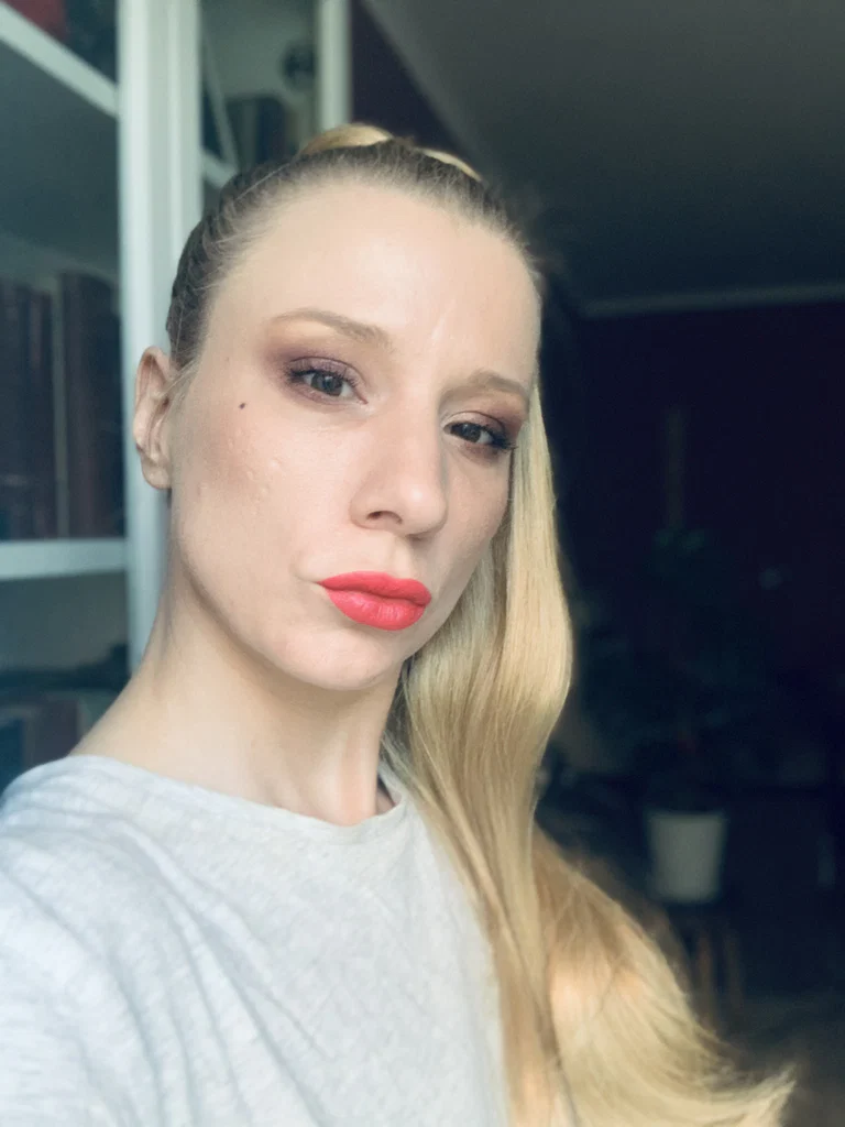 Lady_Alexandriya's avatar