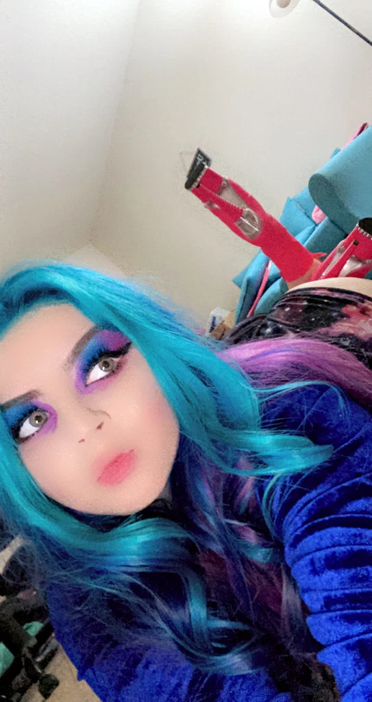 Skye😈💜's avatar