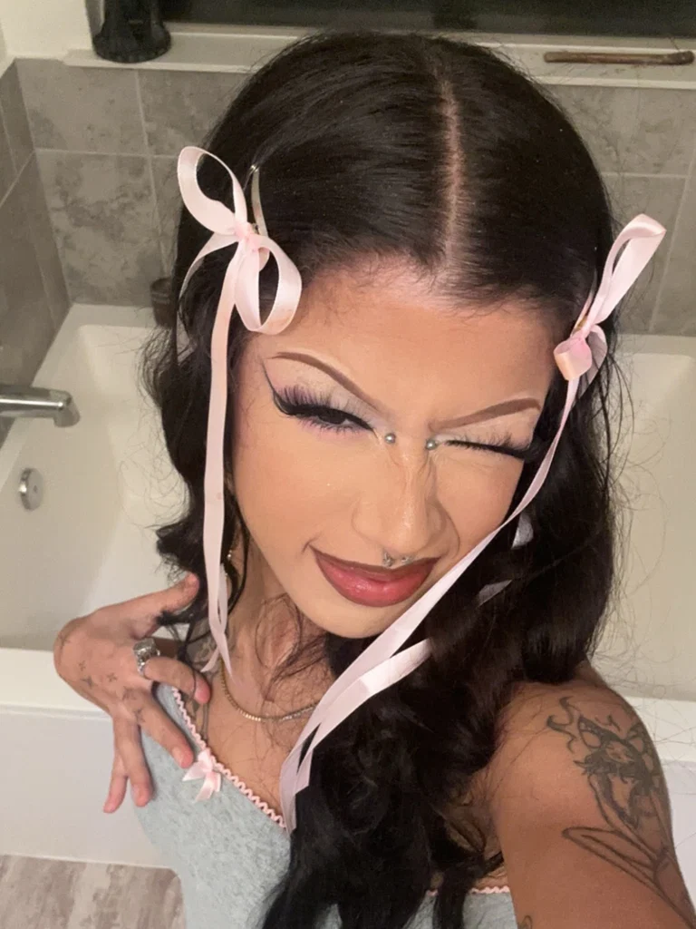 Kat Satana's avatar