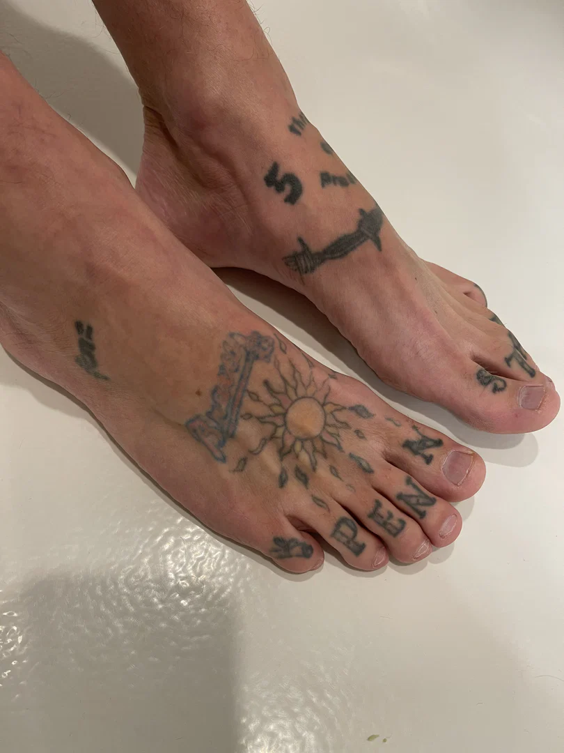 Foot guy 4 u profile banner