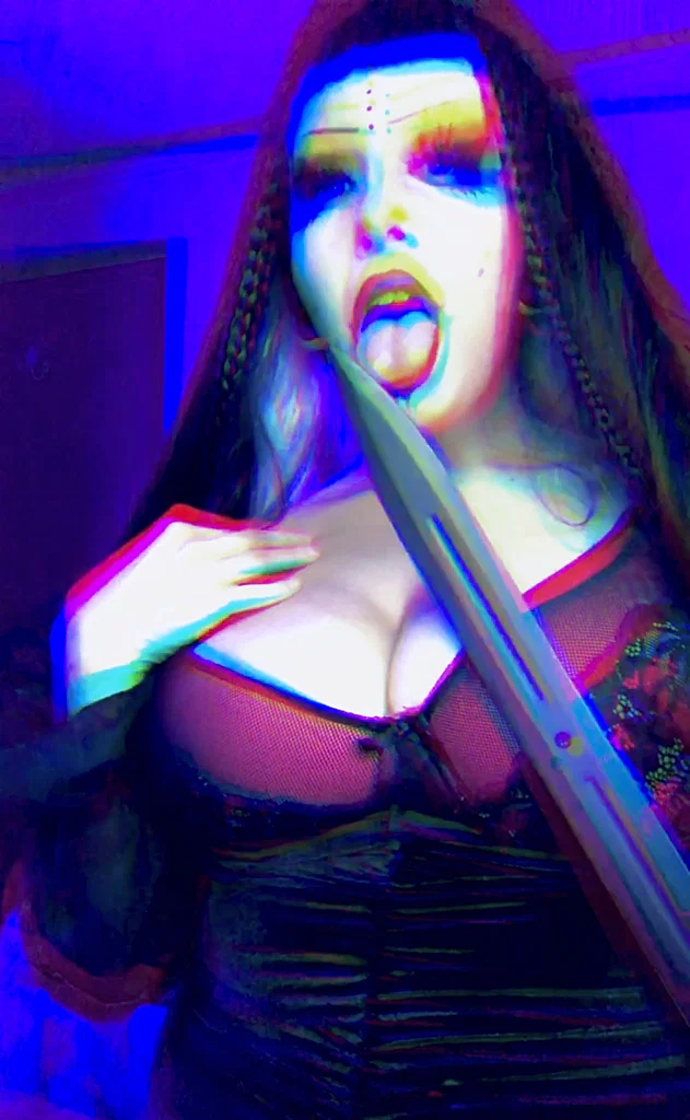 ☠︎︎༒ 𝕬𝖒𝖎𝖓𝖆 𝕹𝖆𝖍𝖎༒☠︎︎'s avatar