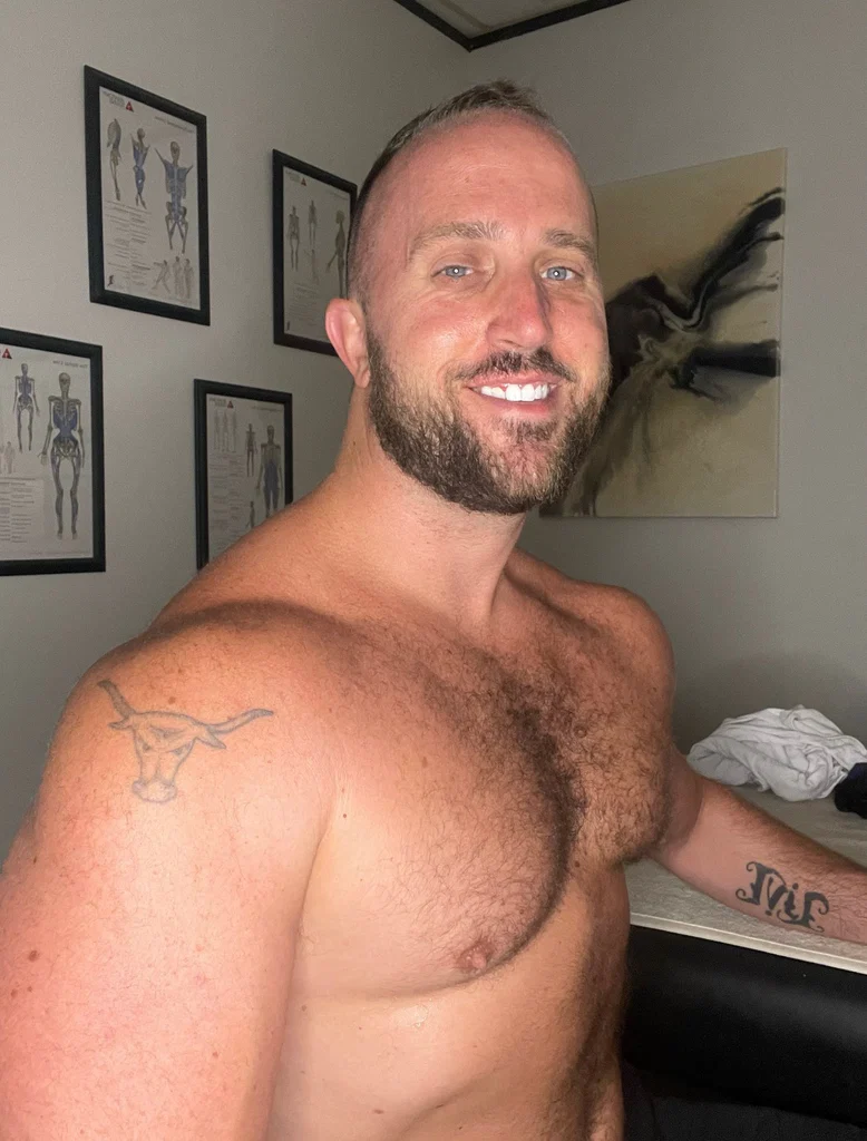 Bear Bryan's avatar