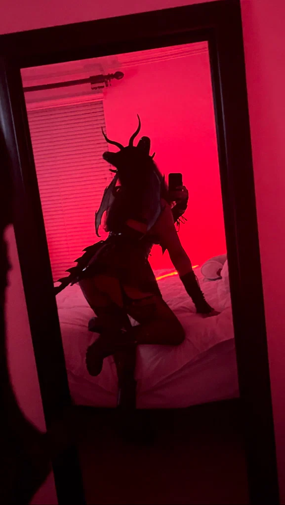 😈hellazebra VIP 😈's avatar