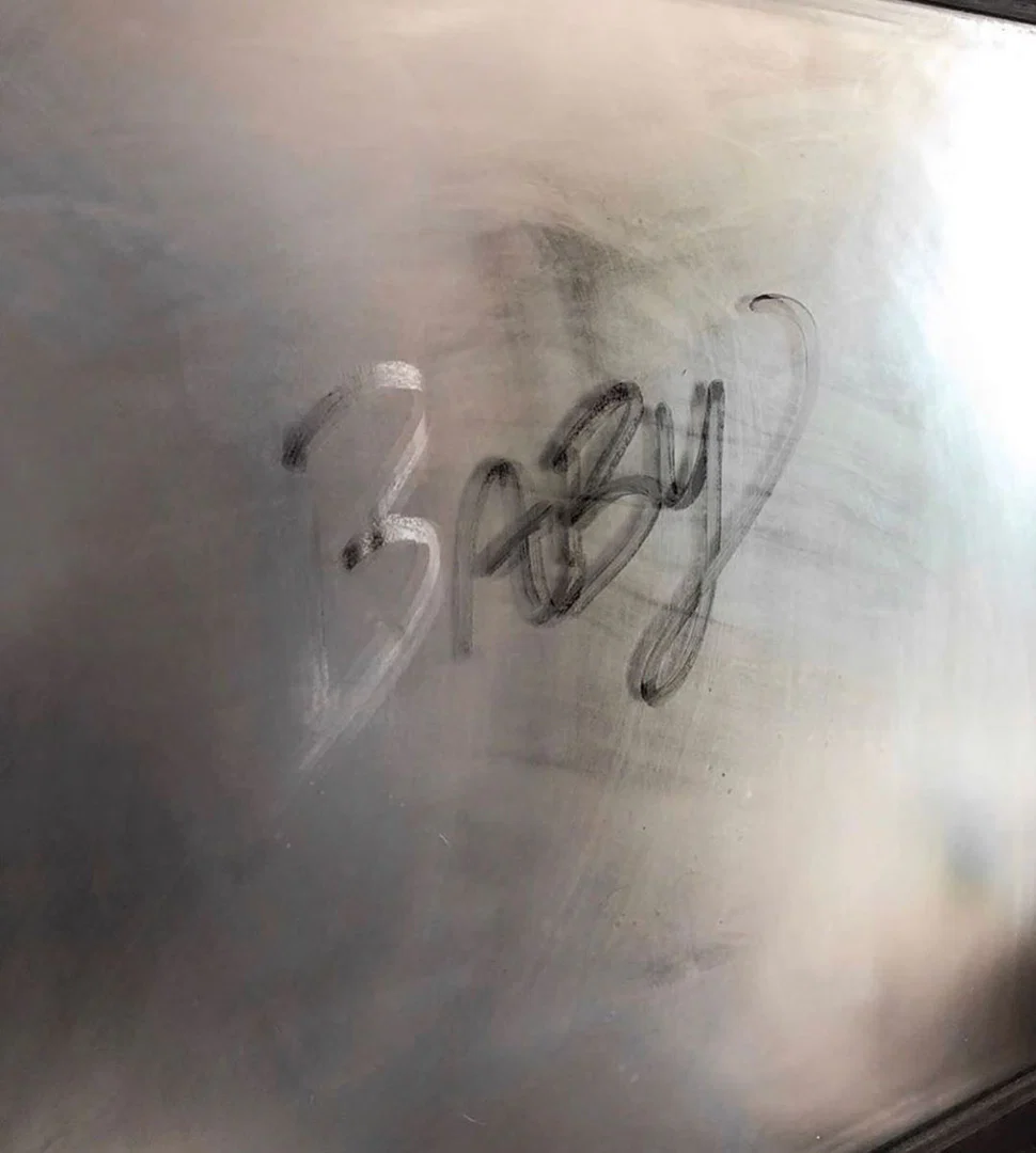 Rosegxld profile banner