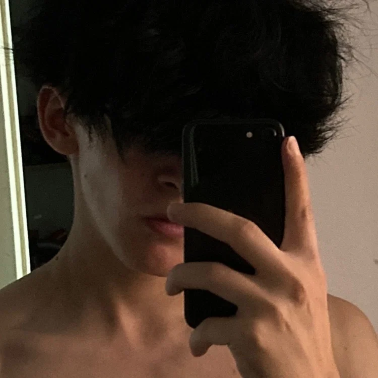 Alex Moon's avatar