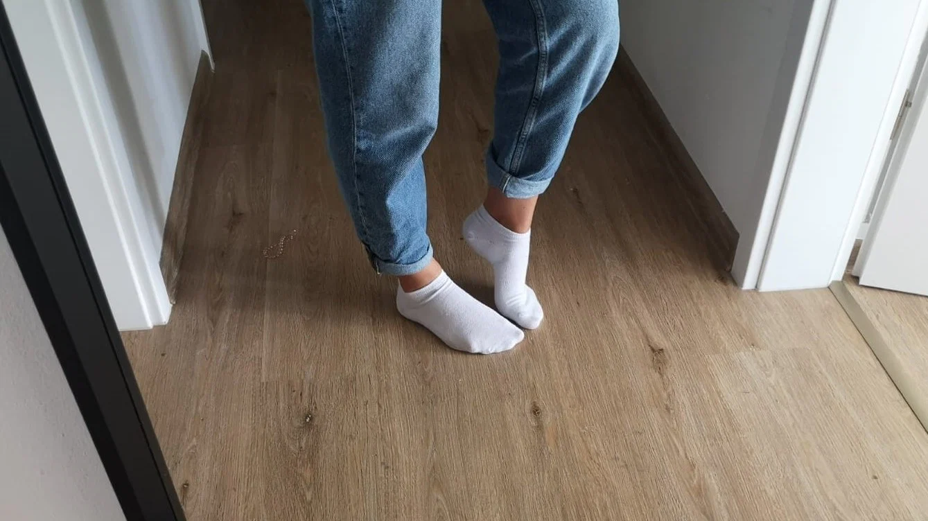 Aileen🦶🏼😋💯 profile banner