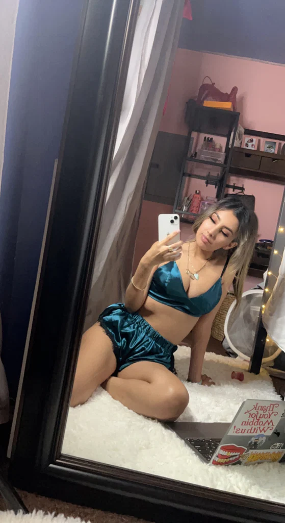 😘