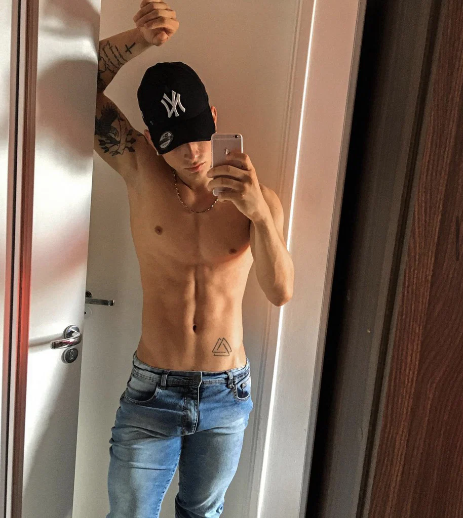 Lias Cândido's avatar