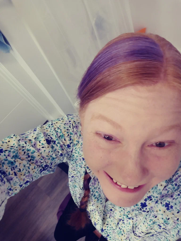 Kiki Moon's avatar