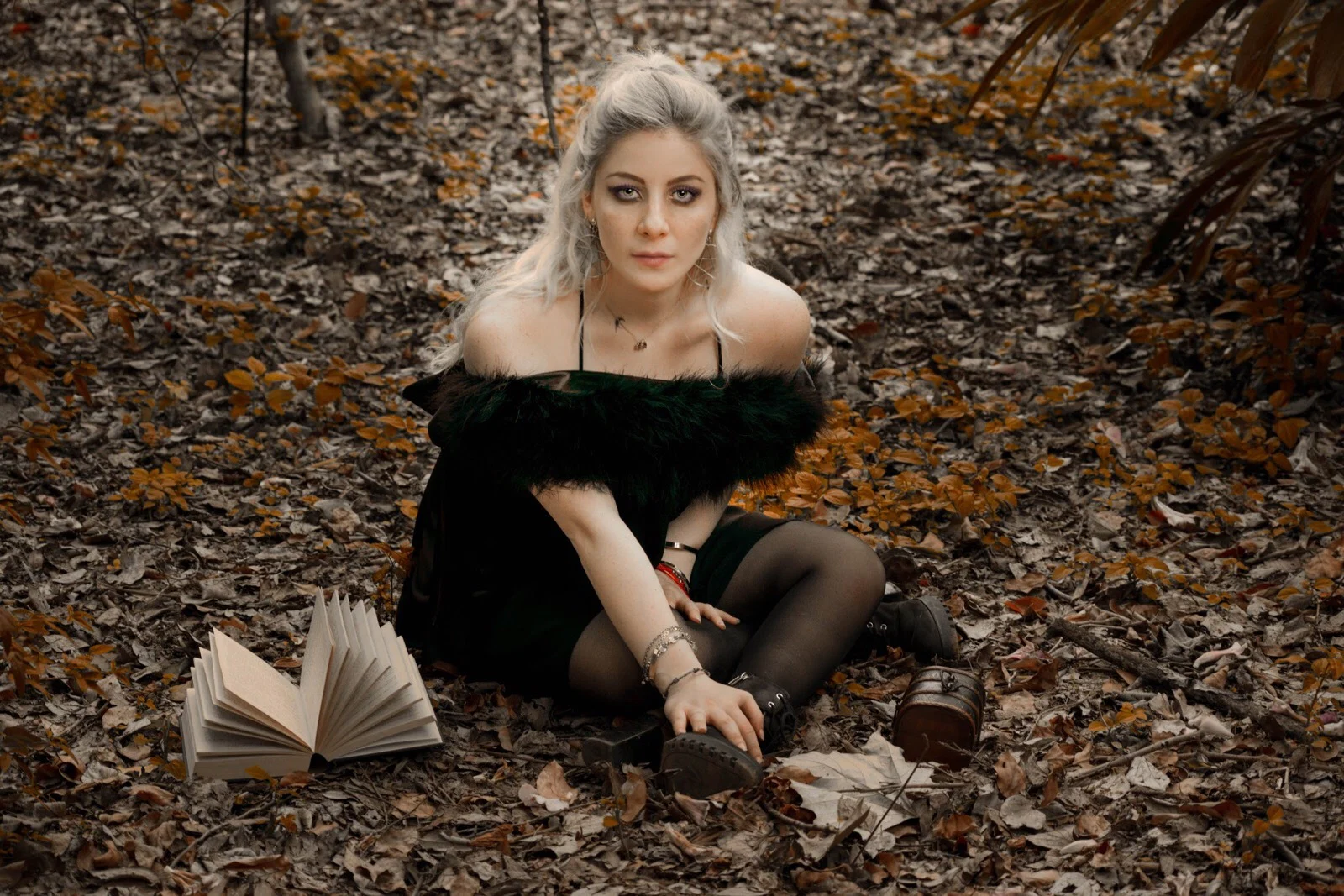 Katrina Auri profile banner