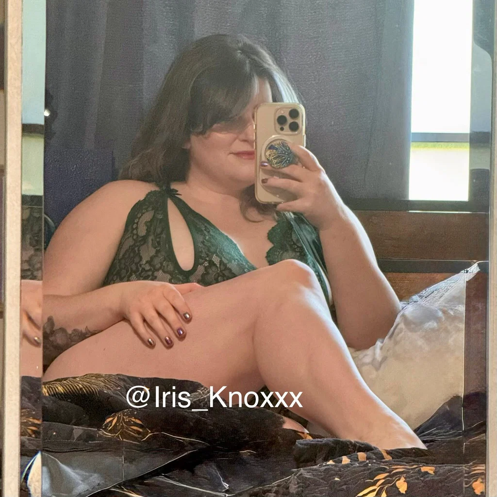 Iris_Knoxxx