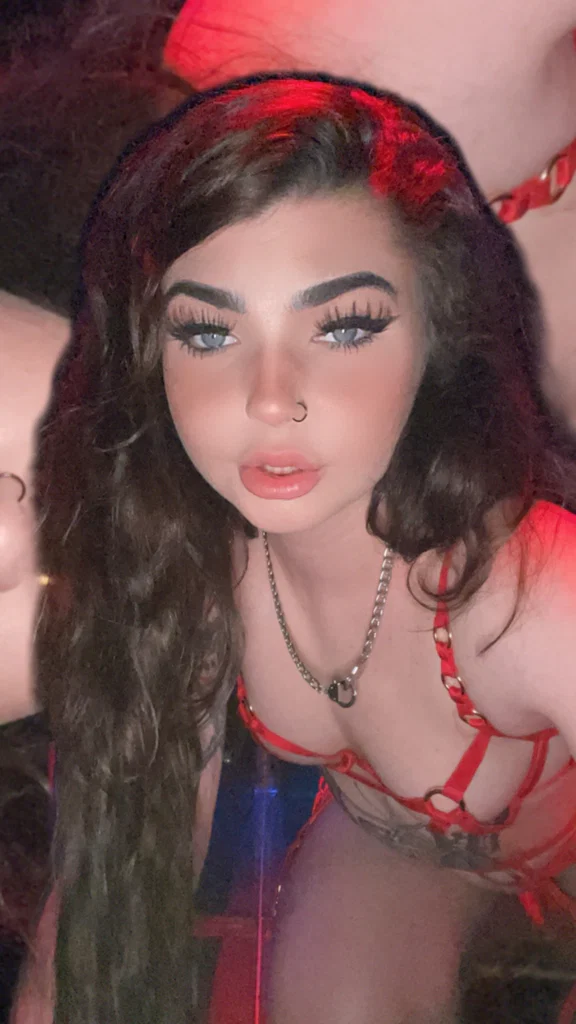 Anastasia🖤's avatar