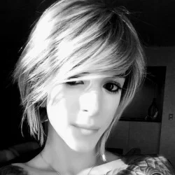 Nina Lawless's avatar
