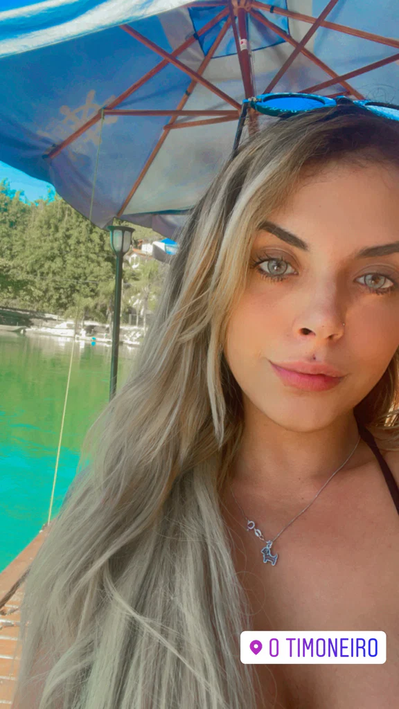 Nicole Dias de Jesus's avatar