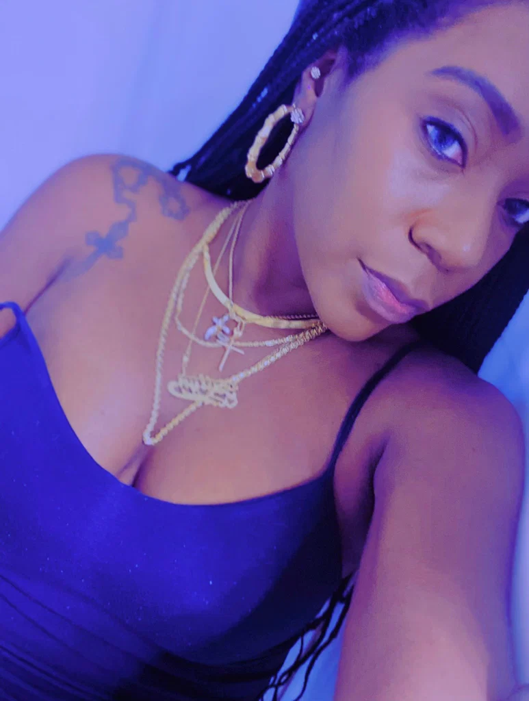 Mahogany's avatar