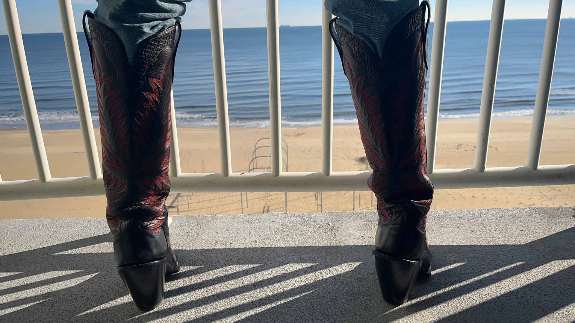 hornybootstud3 profile banner