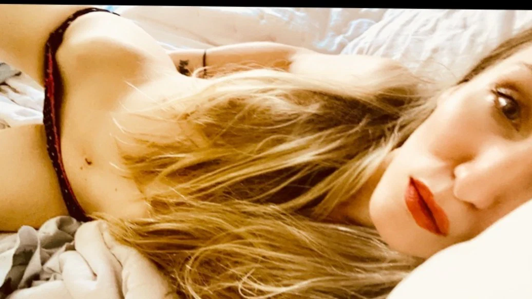 Mera profile banner