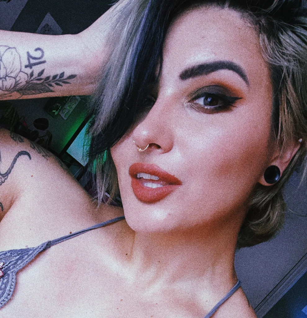Austen Marie's avatar