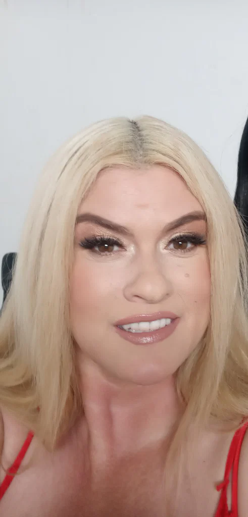 Kimmie KaBoom's avatar