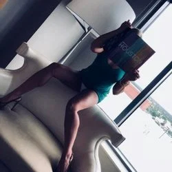 Houston Hotwife's avatar