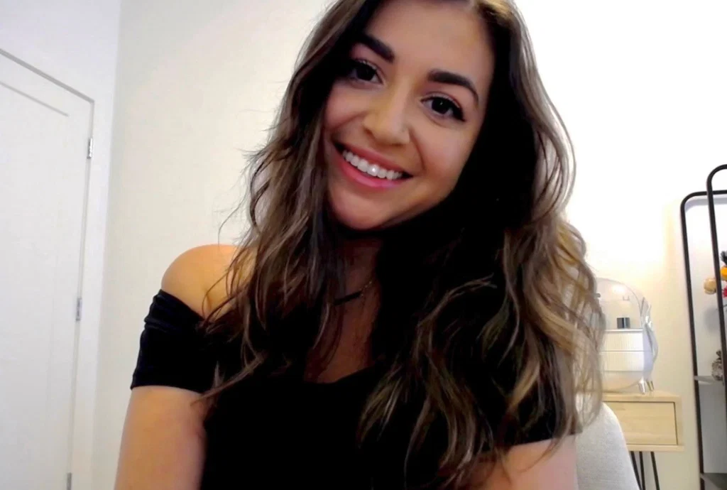 Alyssa Shy's avatar