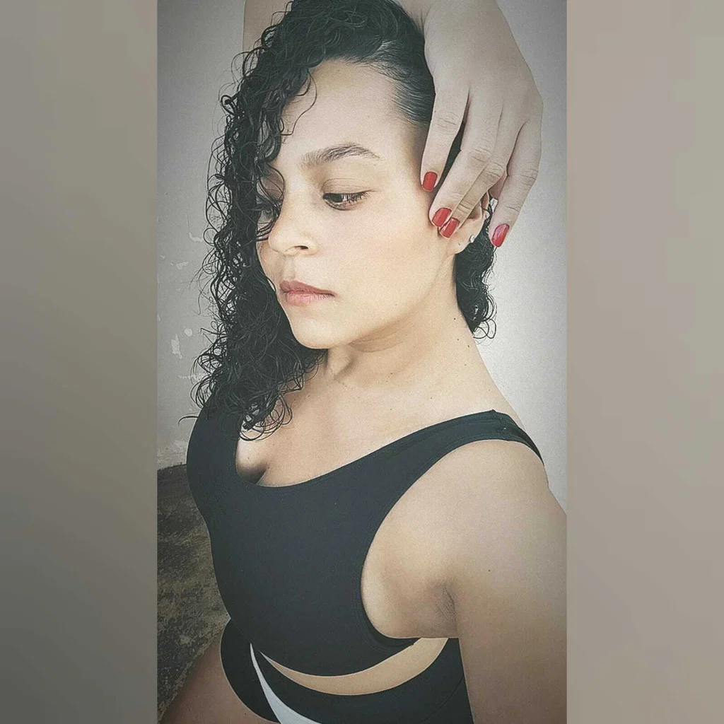 Elaine frança's avatar