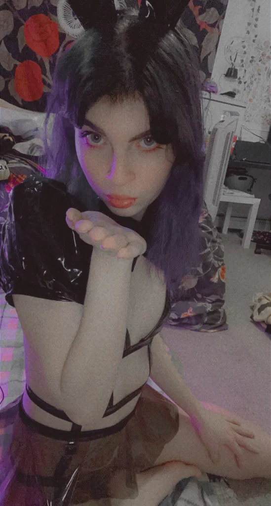 Lizzi's avatar