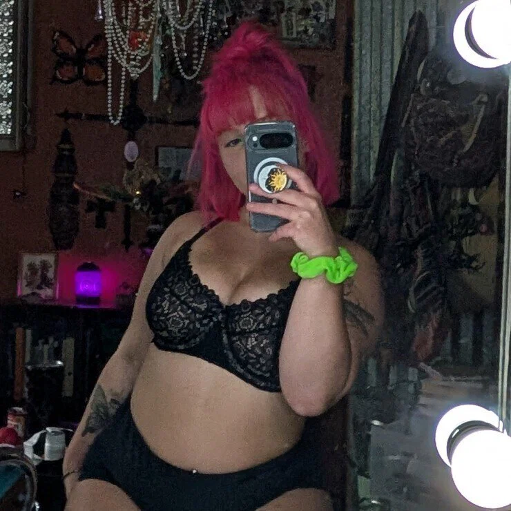 Ur Fave PAWG's avatar