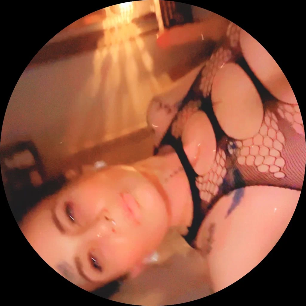 pizzatheslut🍕's avatar