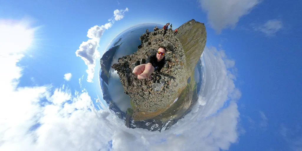 Arctic Hiking's avatar
