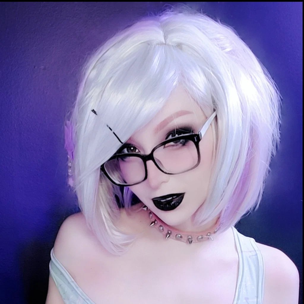 Kassandra leigh's avatar