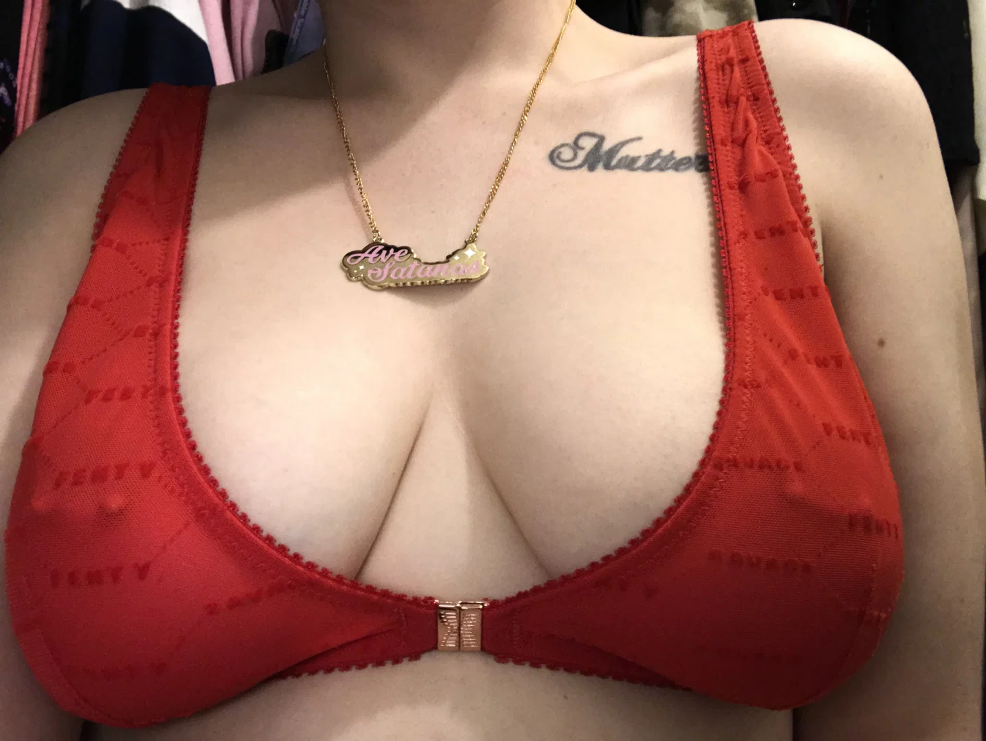 Nicki βπ brand profile banner