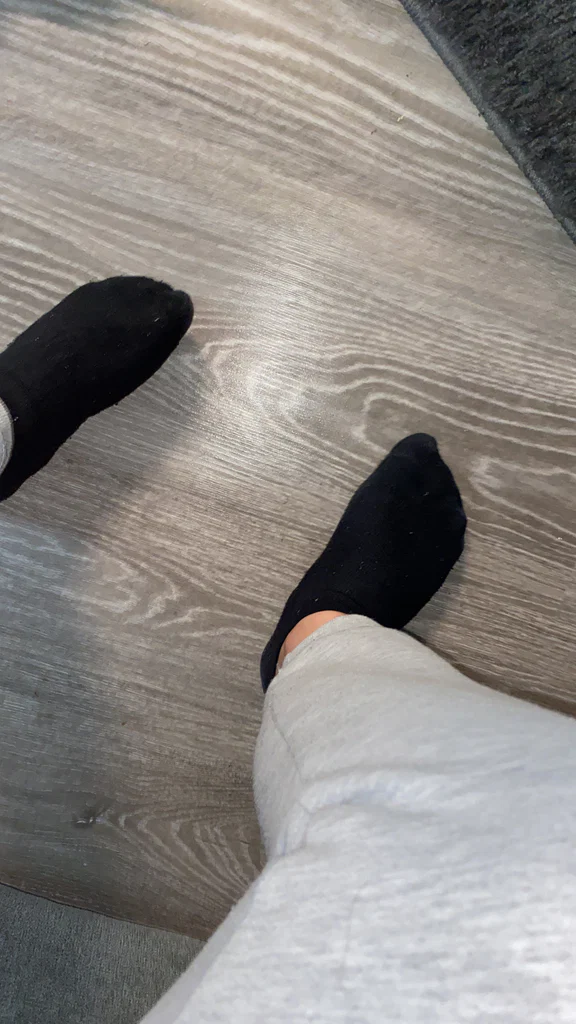 Feets and Socks's avatar