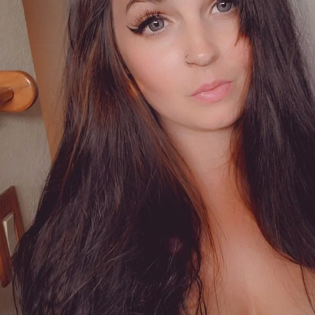Ashley's avatar