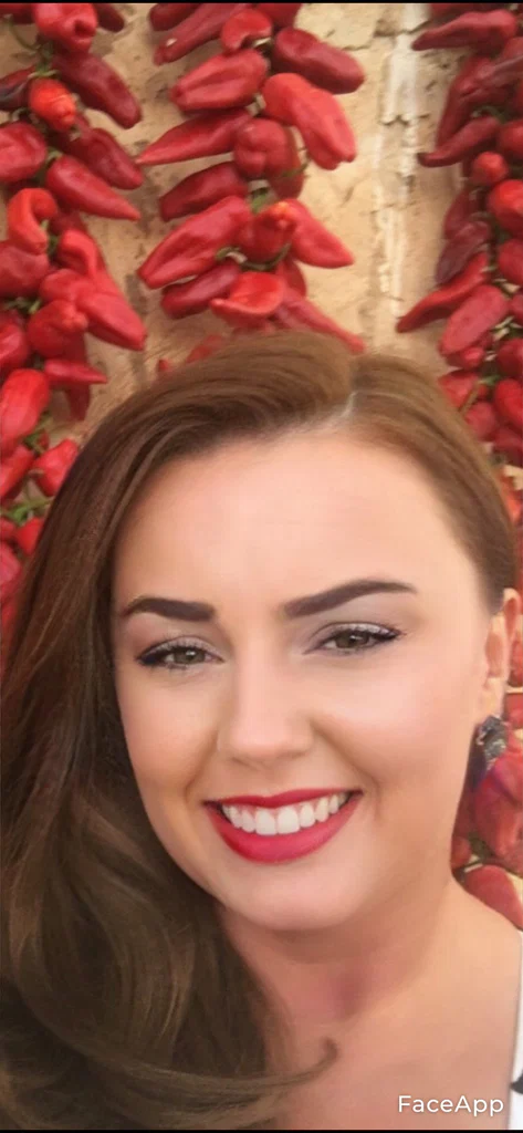 Mia Zizi's avatar