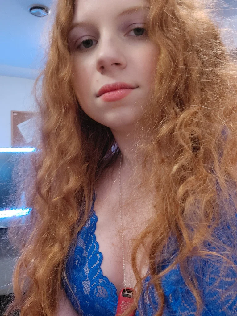 mollyredhead's avatar