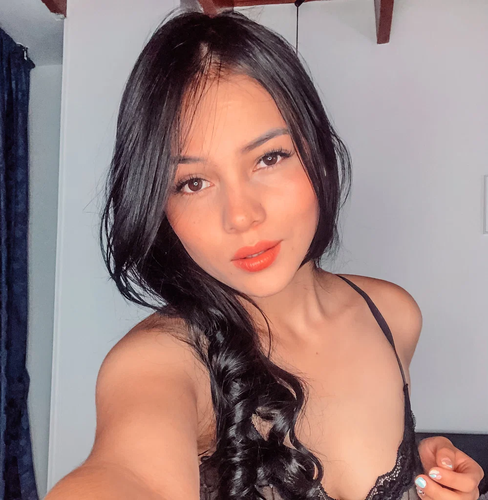 Sahela's avatar