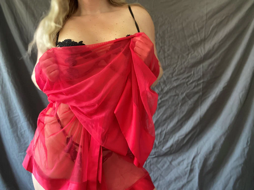 Youngblondpeachy FREE's avatar