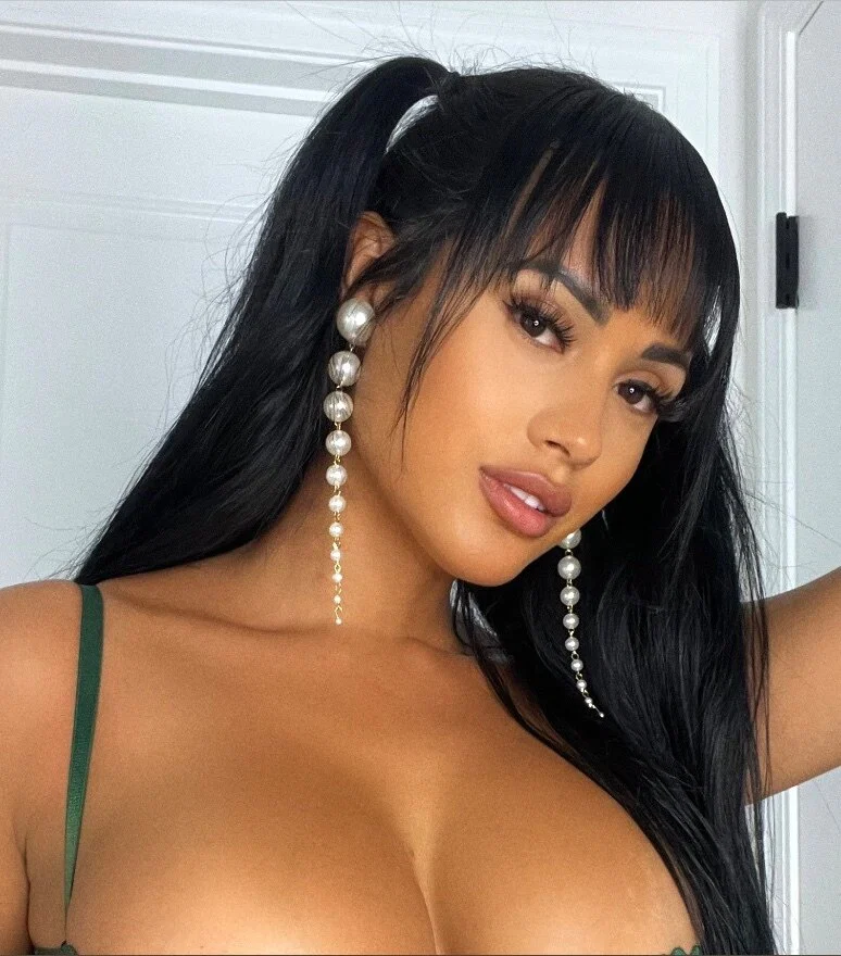 Yineth Colombiana profile banner